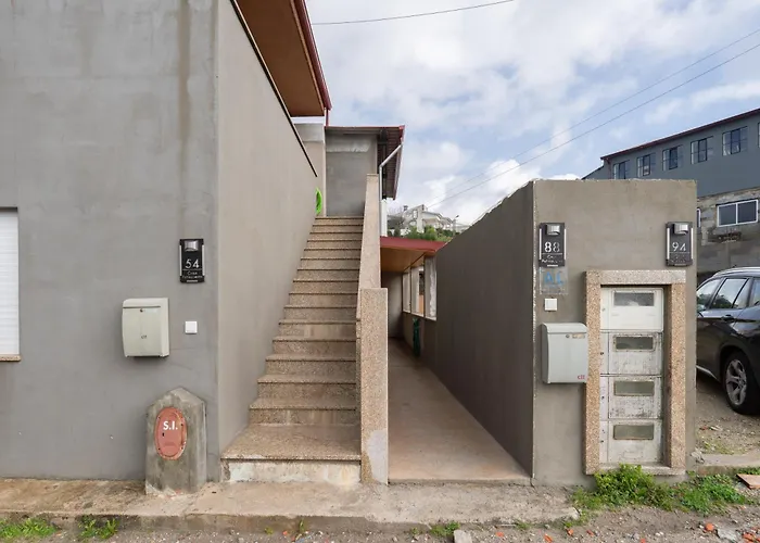 Casa Petisqueira 88-Paredes-Oporto